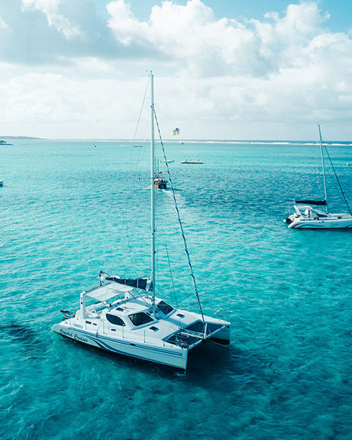 Catamaran Ile aux Cerfs